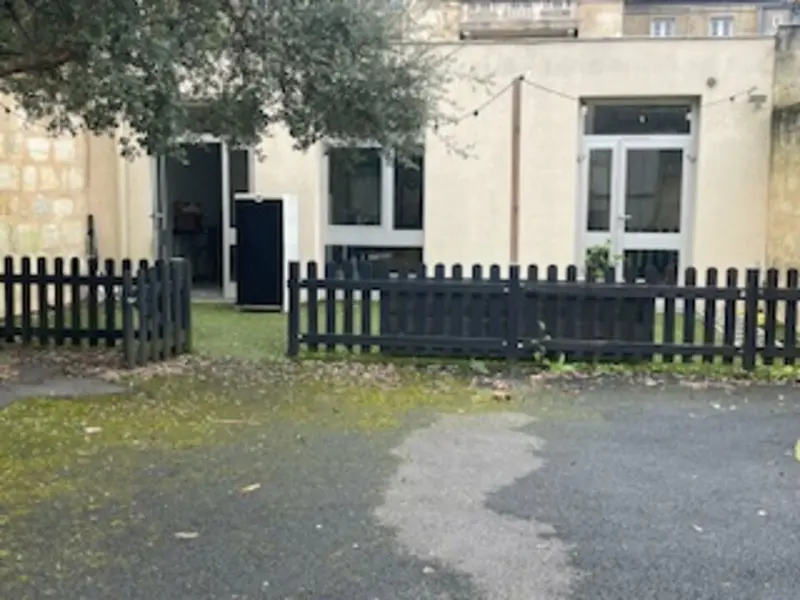 Bureau à vendre - Bordeaux (33000) - 180 m²