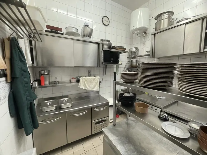 Fonds de commerce à vendre - Restauration - Paris 01 (75001) - 278 800 €