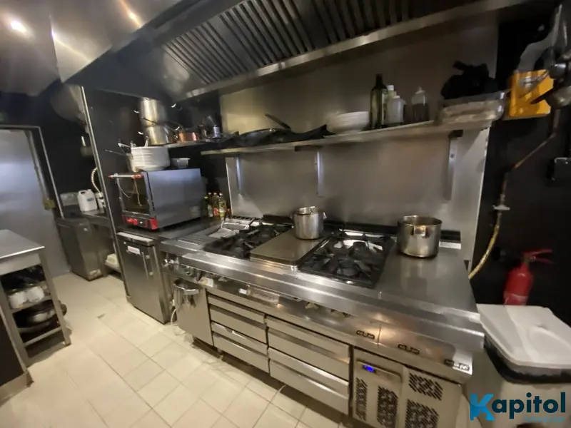 Fonds de commerce à vendre - Restauration - Paris 16 (75016) - 388 400 €