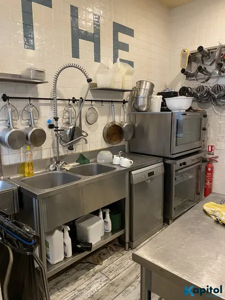 Petite Restauration - Paris 12e - rue commerçante