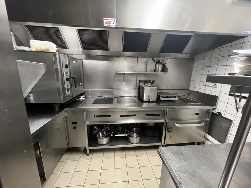 Fonds de commerce à vendre - Restauration - Paris 08 (75008) - 274 000 €